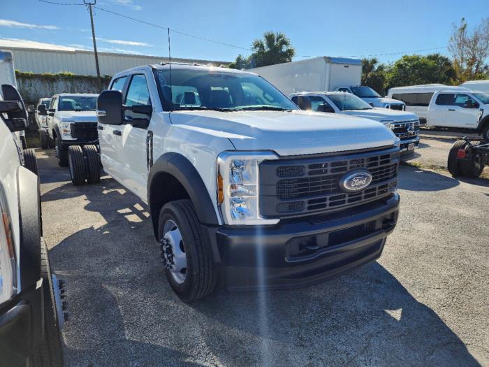 2024 Ford F-550-3