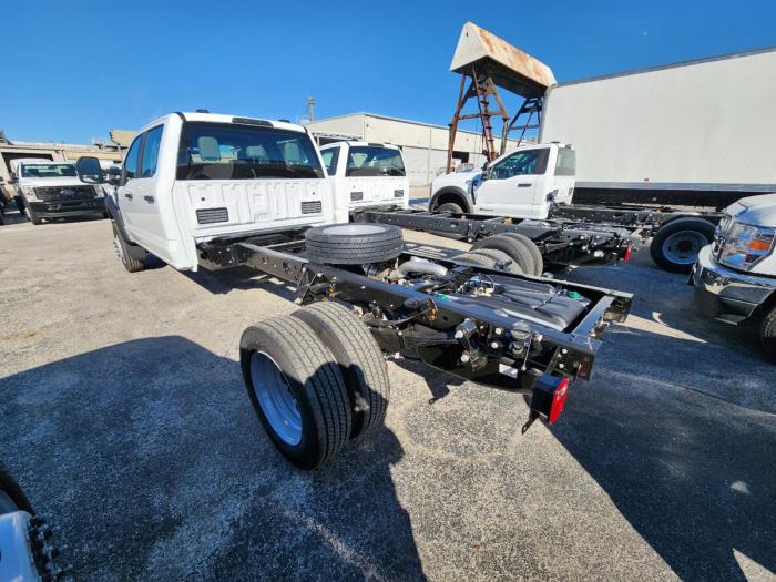 2024 Ford F-550-6