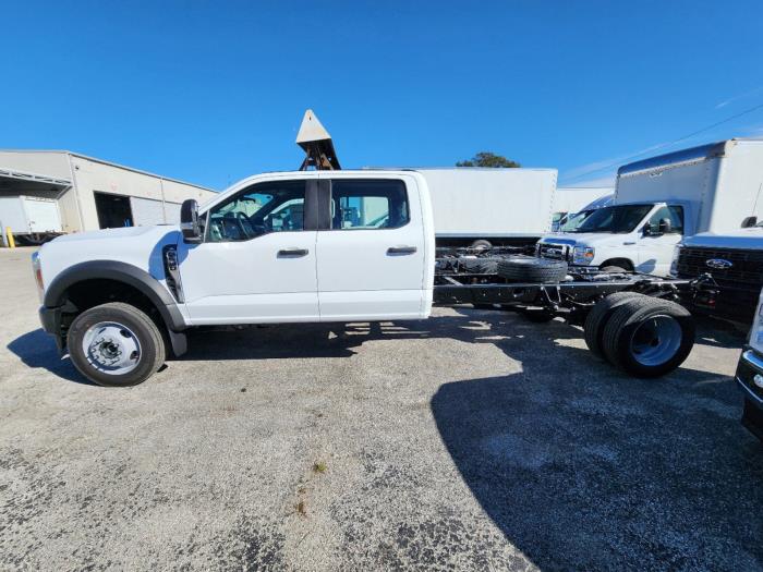 2024 Ford F-550-7