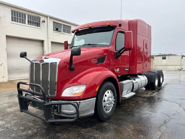 2022 Peterbilt 579-4