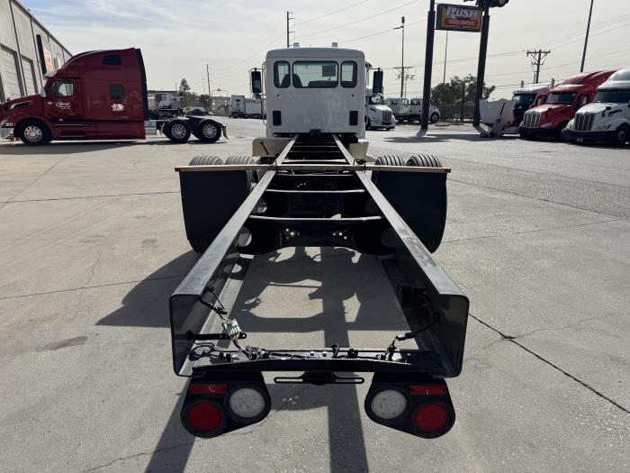 2025 Peterbilt 536-6
