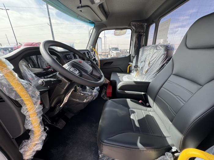 2025 Peterbilt 536-10
