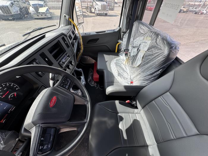 2025 Peterbilt 536-11