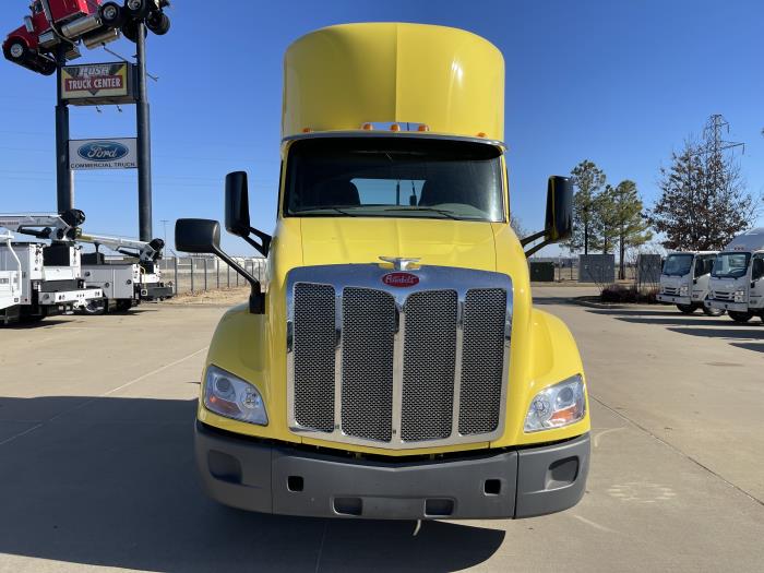 2021 Peterbilt 579-2