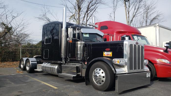 2024 Peterbilt 389-3