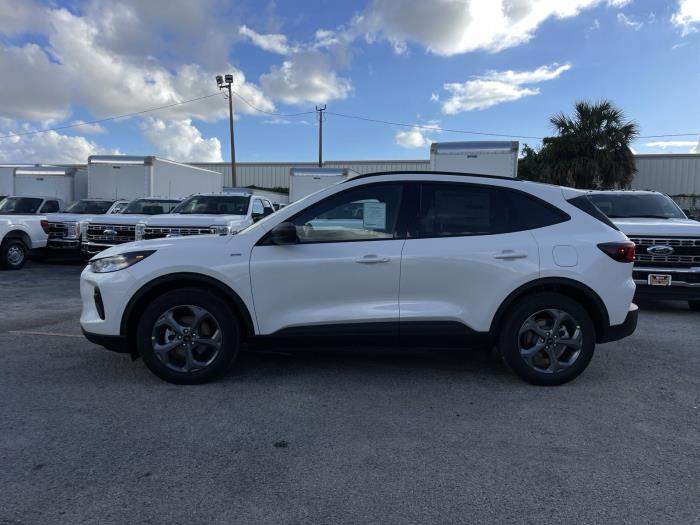 2025 Ford Escape-2