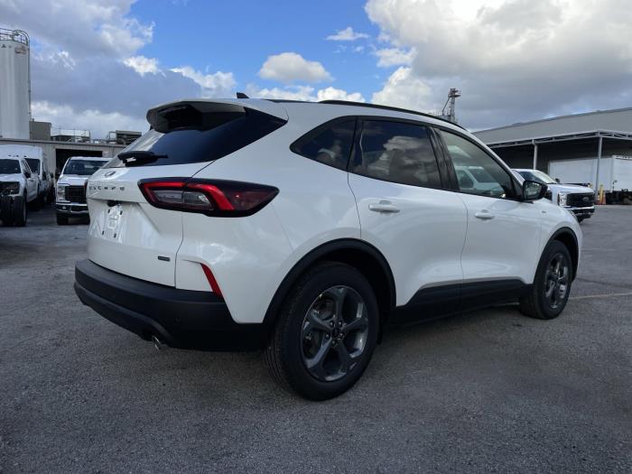 2025 Ford Escape-7