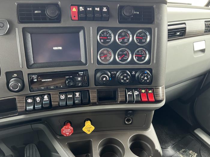 2019 Kenworth T880-7