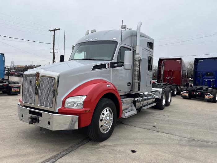 2019 Kenworth T880-23