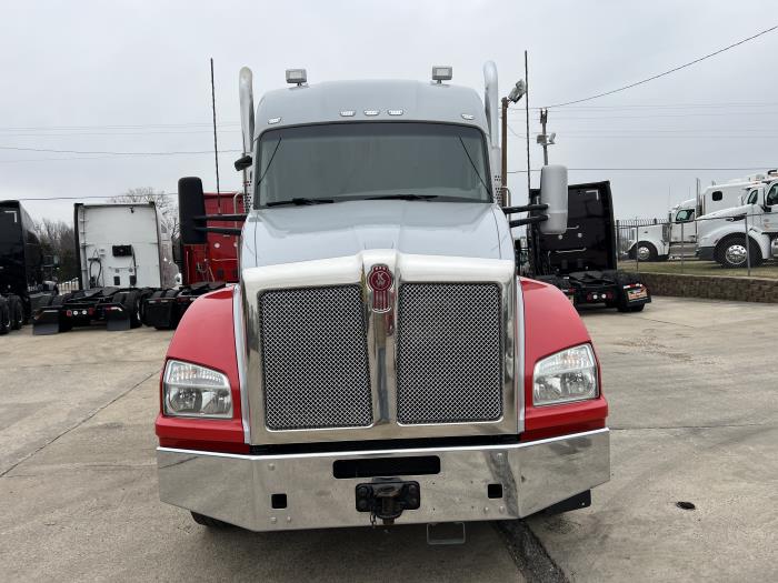 2019 Kenworth T880-26