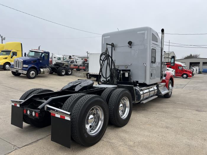 2019 Kenworth T880-37