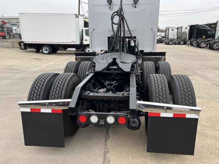 2019 Kenworth T880-38