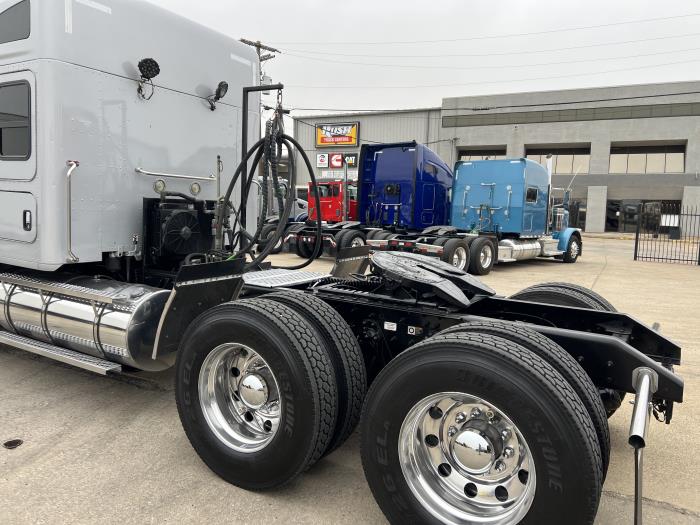 2019 Kenworth T880-41