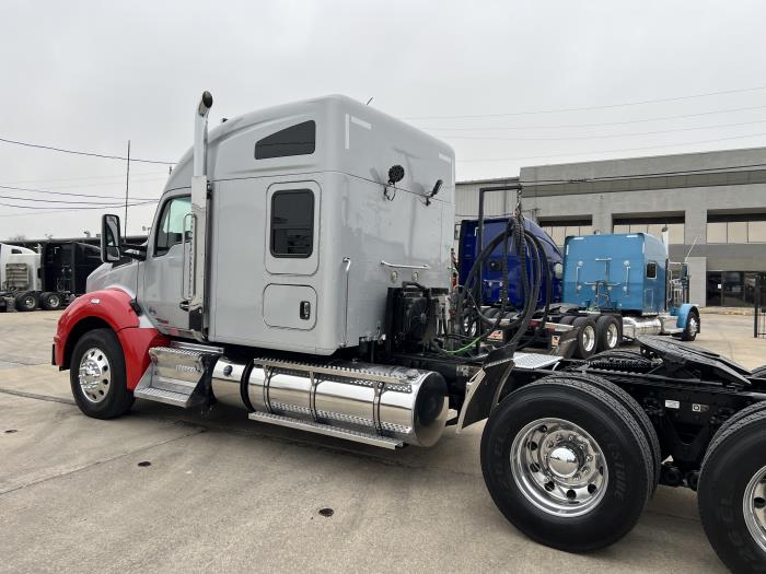 2019 Kenworth T880-42