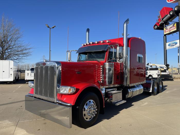 2020 Peterbilt 389-1