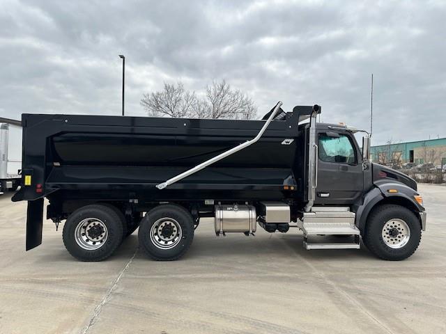 2025 Peterbilt 548-9
