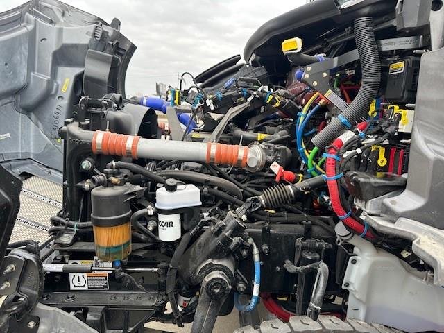 2025 Peterbilt 548-23