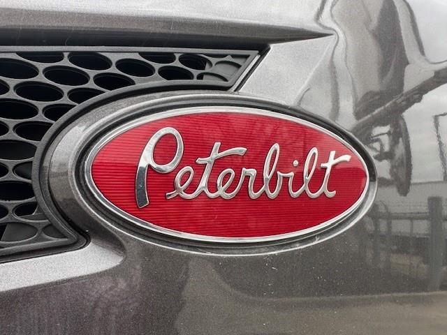 2025 Peterbilt 548-28