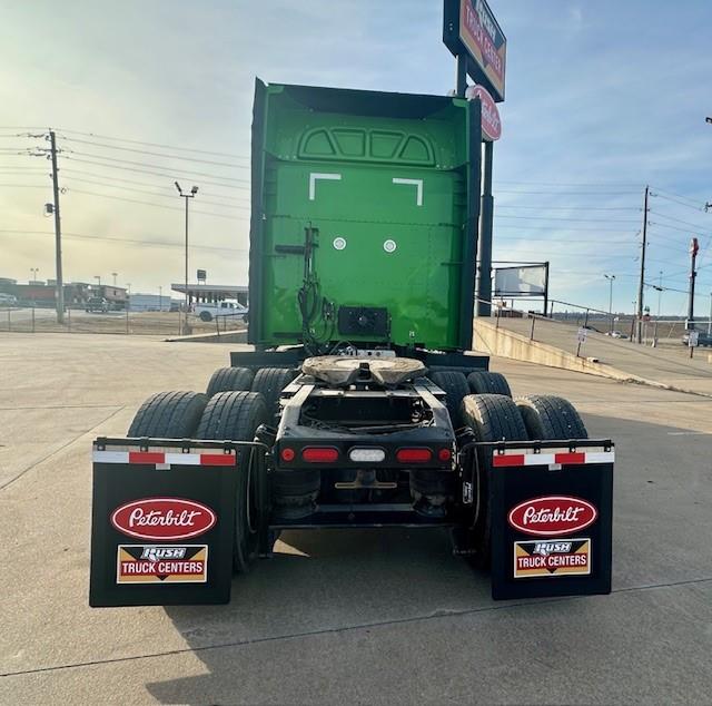 2019 Peterbilt 579-8