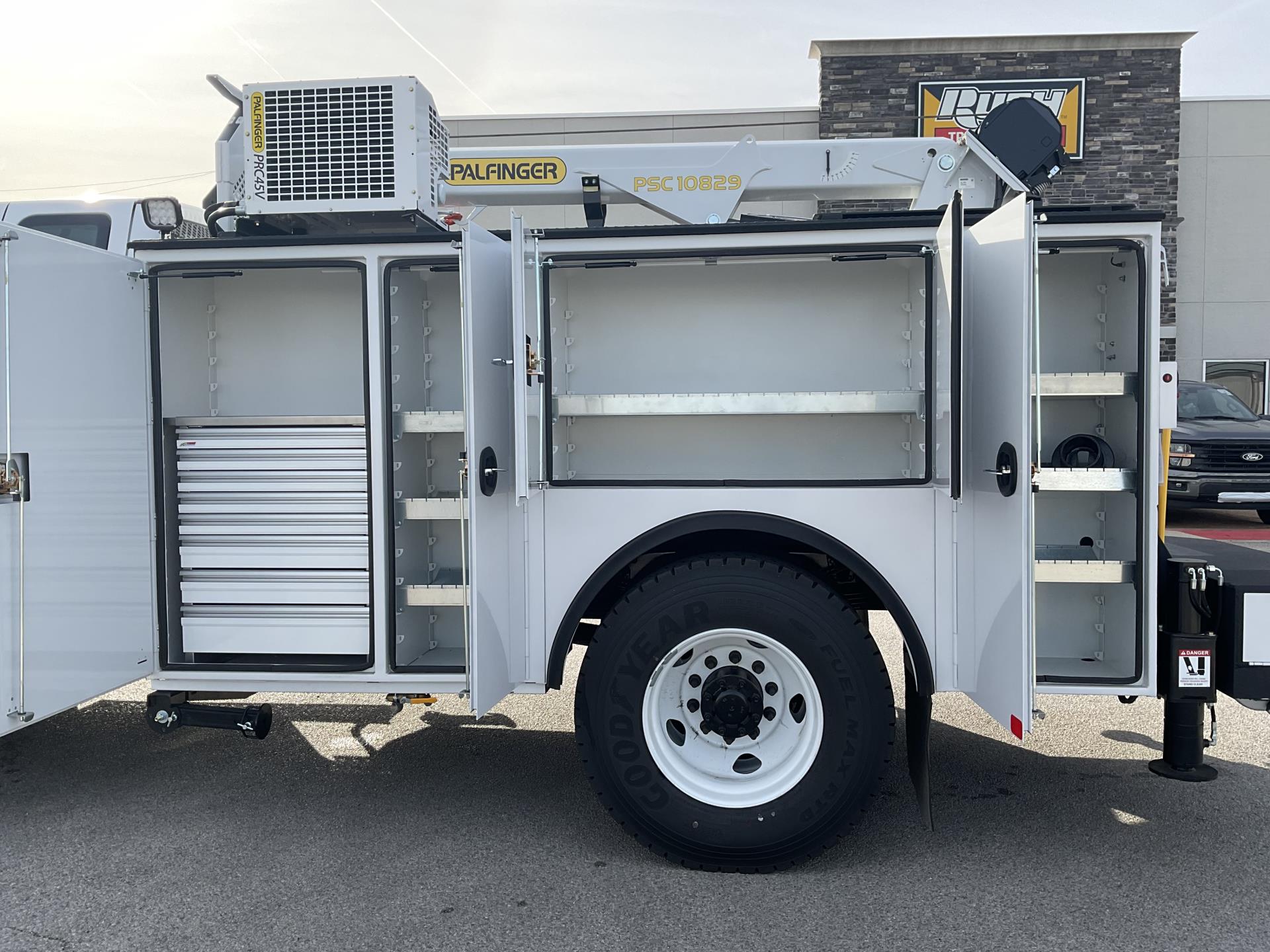 New 2024 Ford F-750 Super Cab 11' Palfinger Mechanics Body for sale #1861129 - photo 12