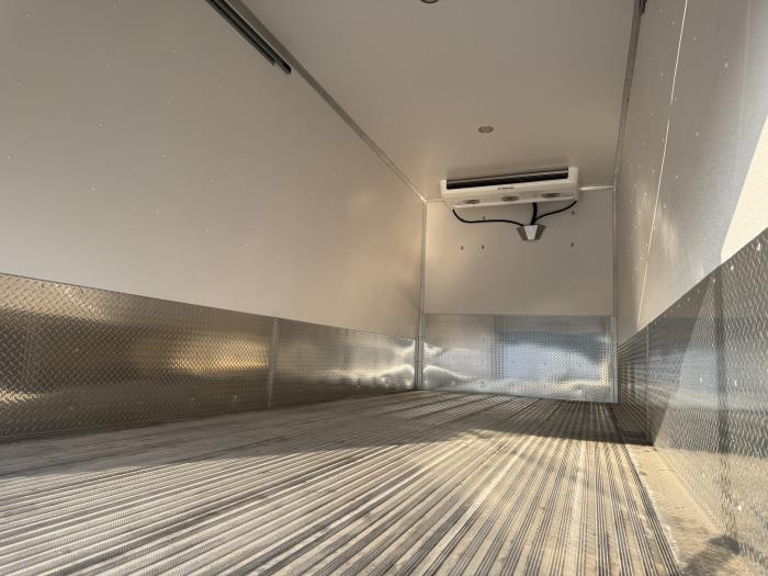 2025 Isuzu FTR-7
