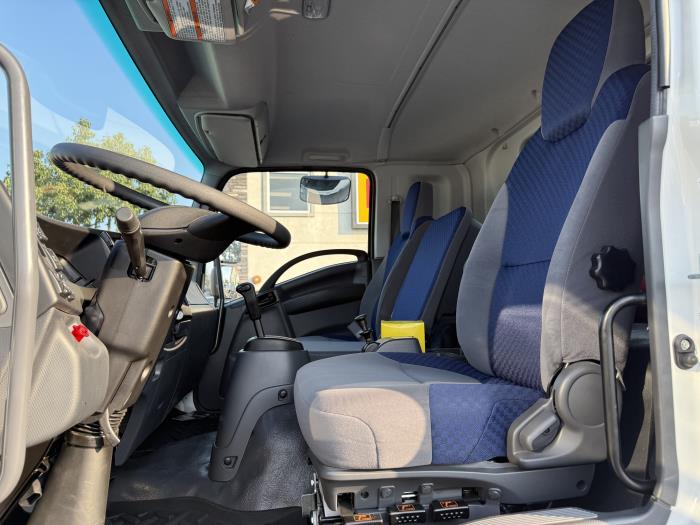 2025 Isuzu FTR-11