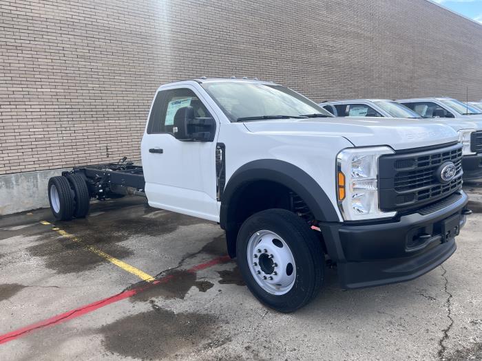 2023 Ford F-550-4