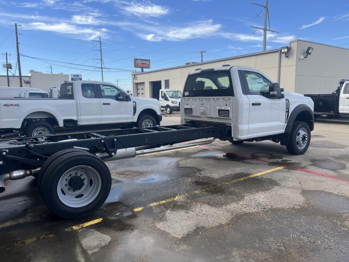 2023 Ford F-550-5