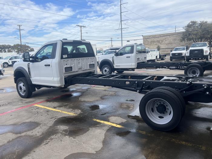 2024 Ford F-550-2