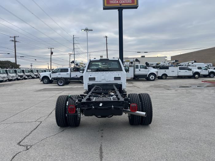 2024 Ford F-600-4
