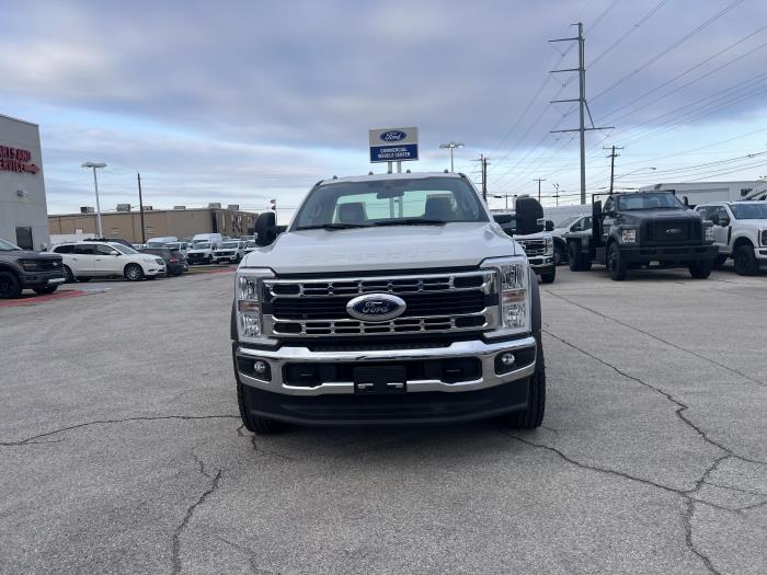 2024 Ford F-600-8