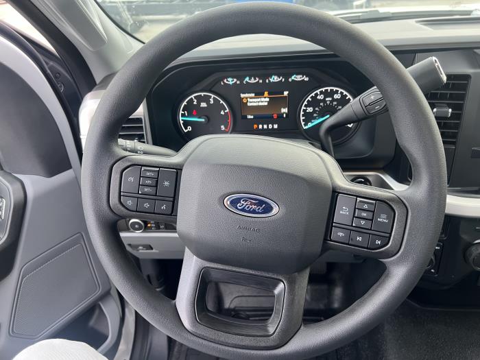 2024 Ford F-600-12