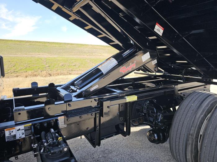 2025 Peterbilt 536-9