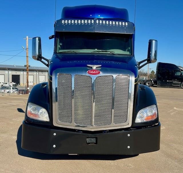 2019 Peterbilt 579-4