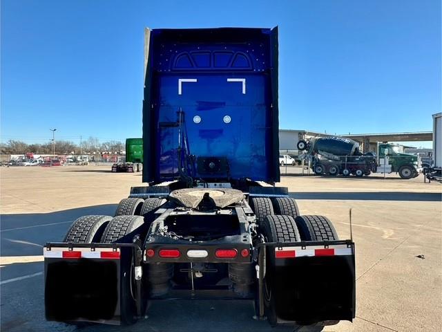 2019 Peterbilt 579-8