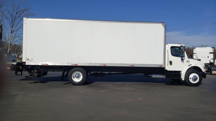 2019 Freightliner Business Class M2 106-4