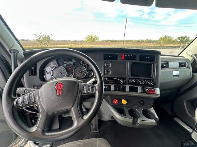 2020 Kenworth T680-11
