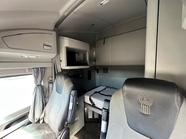 2020 Kenworth T680-12