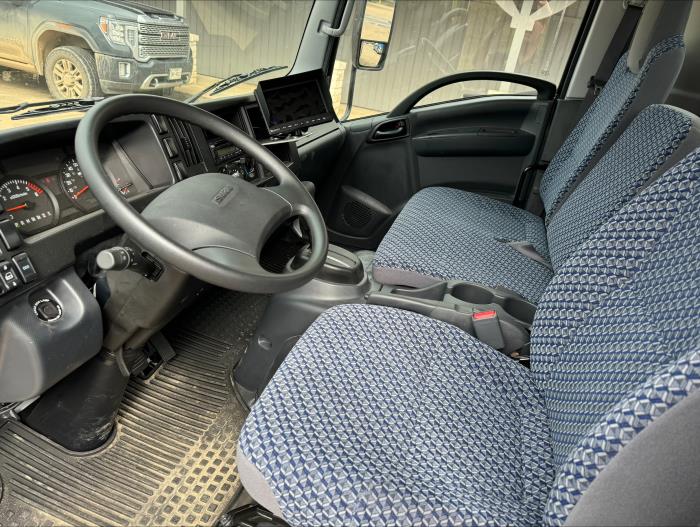 2024 Isuzu NPR-HD-6