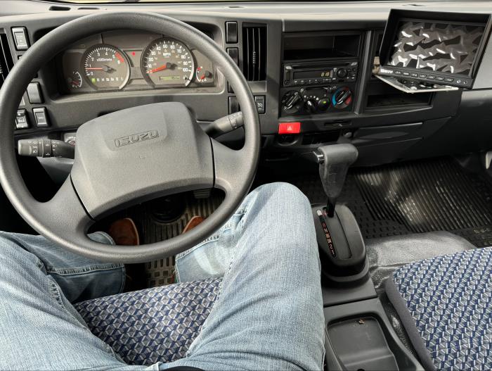 2024 Isuzu NPR-HD-11