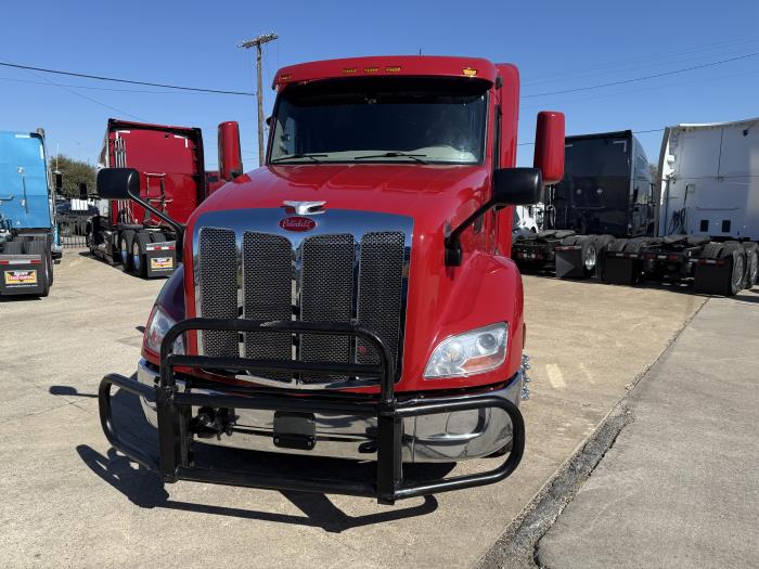 2022 Peterbilt 579-24