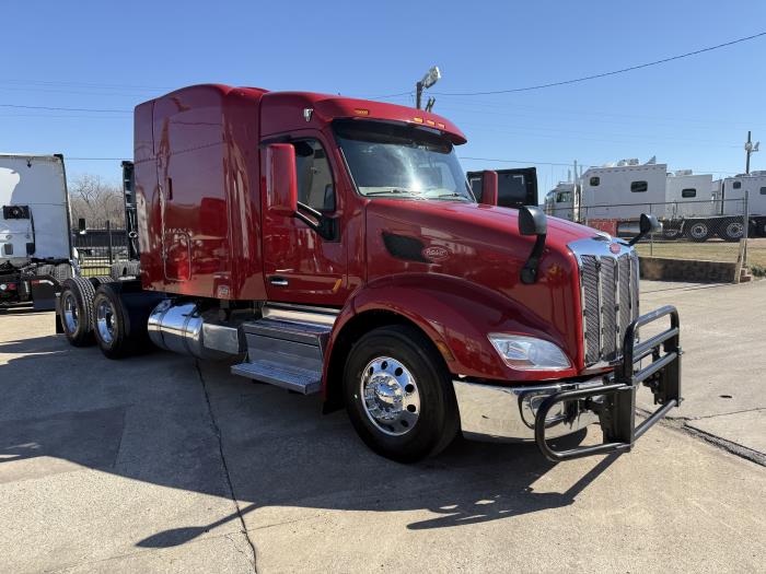 2022 Peterbilt 579-29