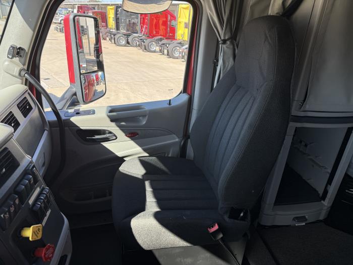 2022 Peterbilt 579-10