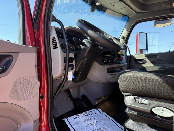 2022 Peterbilt 579-18
