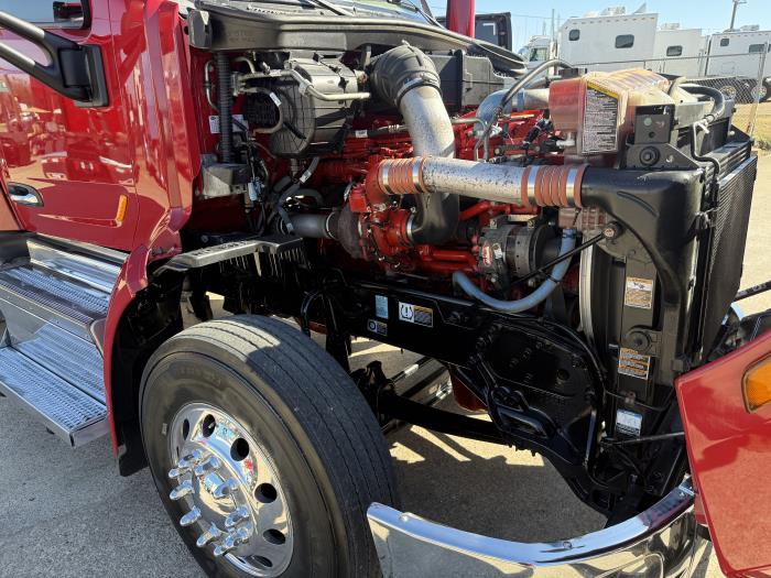 2022 Peterbilt 579-43