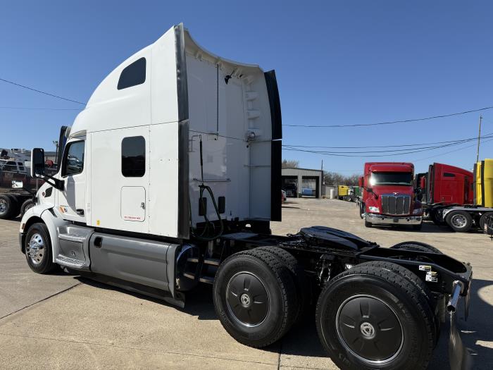 2021 Peterbilt 579-39