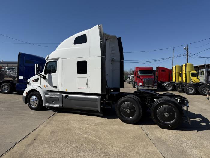 2021 Peterbilt 579-2