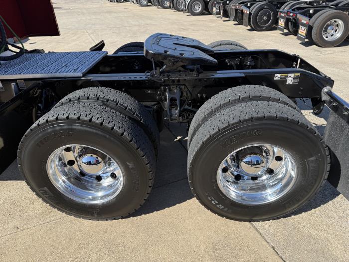 2022 Peterbilt 579-35