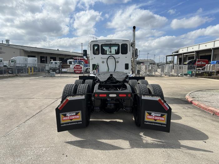 2020 Peterbilt 567-4