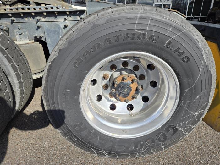 2020 International LT625-6
